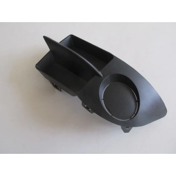 Renault Clio- 2- Sd/Hb- 2006-2008  Sis Lamba Kapağı Sol Sis Deliksiz (Oem No:7702295497)