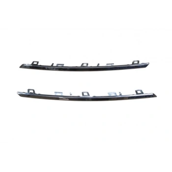 Renault Taliant- 2021-2024  Ön Panjur Üst Çıtası Nikelajlı Sağ/Sol Set 2 Parça (Oem No:623840762R)