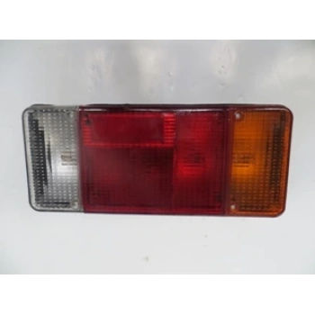 Iveco Daıly- 1990-1998  Stop Lambası Sağ Kırmızı/Beyaz (Soketi Orjinal Tip Değil) (Famella) (Oem No:4808772)
