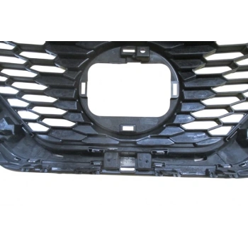 Nissan Qashqai- J11- 2017-2021  Ön Panjur Nikelaj Çıtalı (Kamera Deliksiz) (Tyg) (Oem No:62310Hv32A)