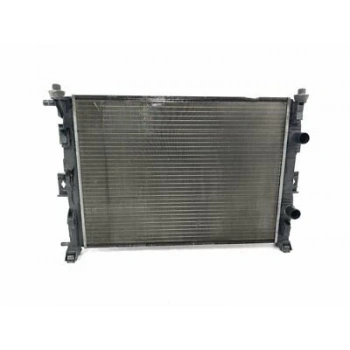 Renault Megane Iı 1.4-1.6 2003- Su Radyatörü  (Oem No:8200115541)