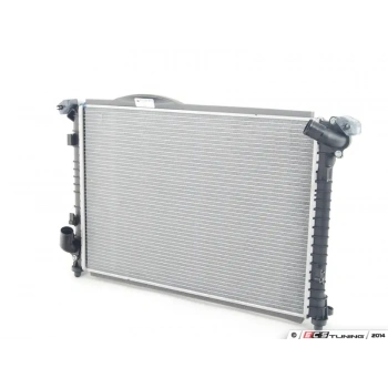 Bmw Mini R52-R53  2001-2007 Su Radyatörü  (Oem No:17117570489)