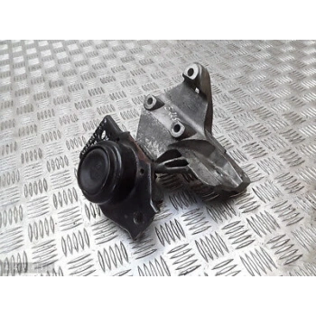 Japon Qashqai (J10) 1.5 Dcı 2010- Motor Takozu  (Oem No:11210Jd500)