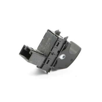 Vw Passat-Arteon-Tiguan-Touareg 2013- Bagaj Açma Düğmesi  (Oem No:3G0959831)