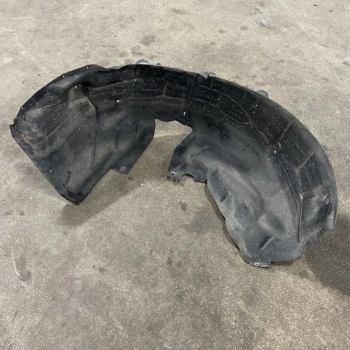 Vw A4 2015- Çamurluk Davlumbazı Arka Sağ  (Oem No:8W0810172F)