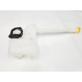 Renault Master 3 2009- Cam Su Fıskiye Deposu  (Oem No:289100030R)