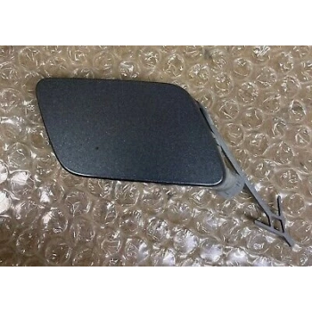 Vw A3 2013-2017 Çeki Demirr Kapağı Ön Hatcback (Oem No:8V3807241B)