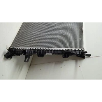 Ford Focus  2018- Su Radyatörü Otomatik Vites (Oem No:Jx618005Bd)