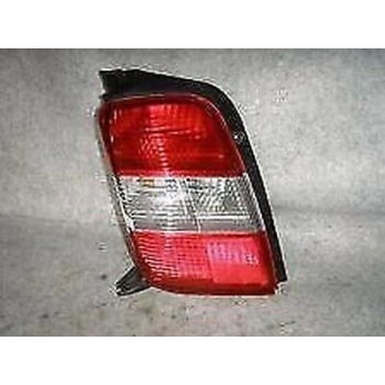 Stop Lambası Yaris  1999-2002 Duysuz Sağ (Oem No:8156052120)