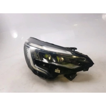 Renault Clio V 2019- Far Sağ Ledlı (Oem No:260107933R)