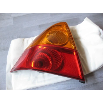 Japon Lıana (Er, Sağ  ) 1.6 2002-2007 Stop Lambası Sol . (Oem No:3567055G00)