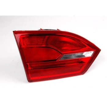 Stop Lambası Jetta 2011-2014 İç Sol (Oem No:5C6945093A)