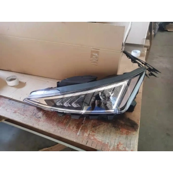 Kore Elantra Vı 16  Sonrası  Far Sağ  (Oem No:92102F2500)