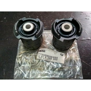 Bmw 3 Serisi 1991-1999 Travers Takozu Arka  (Oem No:33319059300)