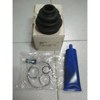 Bmw X5 X5  2000-2006 Aks Körüğü Arka Dış  (Oem No:33211229213)