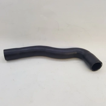 Psa 106 1.4 Tu3J 1997- Radyatör Hortumu Üst  (Oem No:1343F8)