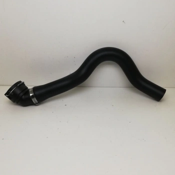 Fiat G.Punto 1,3 Mjt 2005- Radyatör Hortumu Üst  (Oem No:51793056)