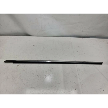 Cam Sıyırıcı Arka Sol Sportage 2010-15 (Oem No:832103W010)