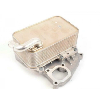 Vw  A4  A5  A6  A7  Q5  Q7 Touareg Clab-Cduc-Claa 3,0 Tdı  2008  Yağ Soğutucu  (Oem No:059117015P)