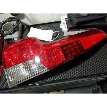 Ford V50 2006/07>  1997-2000 Stop Lambası Stop-V50 2006-2007 -Sol (Oem No:30763509)