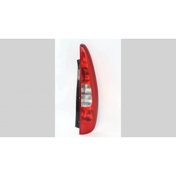 Japon Colt (Z3) 5 Kapi Benzin-Dizel 2004-2008 Stop Lambası Sağ  (Oem No:Mn186270)