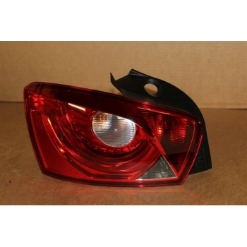 Vw İbiza  2008 2012 Stop Lambası Sol  (Oem No:6J4945095K)