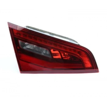 Vw A3 2013- Stop Lambası İç Sol Hatchback (Ledlı) (Oem No:8V4945093A)