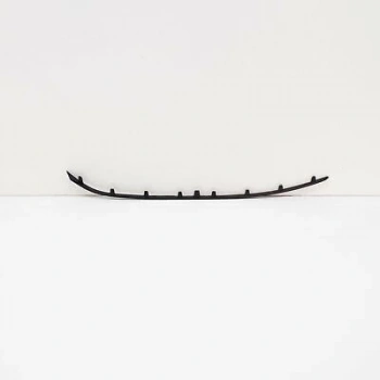 Tampon Çıtası A3 2013-2016 Sedan Ön Sağ (Oem No:8V5807534)