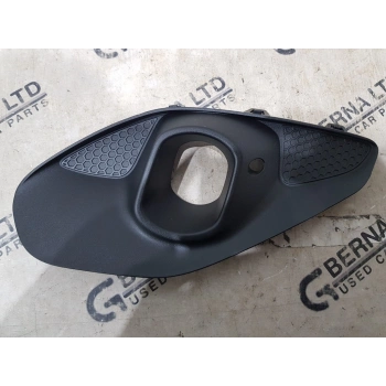 Sis Lamba Kapağı (Sisli) Corsa F 2021 Sonrası Ön Sol (Oem No:9830218280)