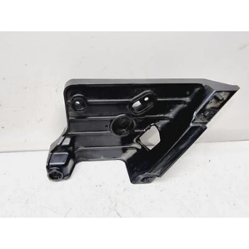 Far Bağlantı Braketi Qashqai 2017-2019 Alt Sağ (Oem No:62044Hv00A)