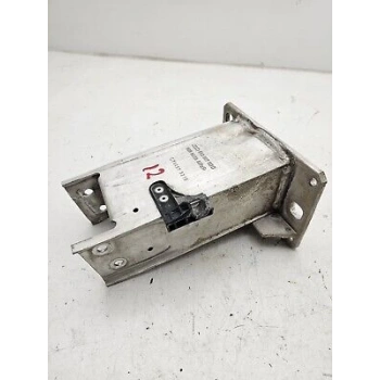 Tampon Destek Demiri A4 / A5  2008 2015 Ön Sol (Oem No:8K0807133D)