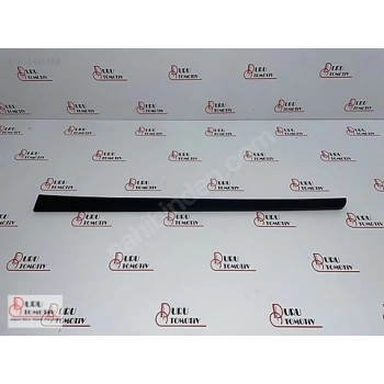 Bant Kapı Bayon Ön 2021 Sonrası Sağ (Oem No:87722Q0400)