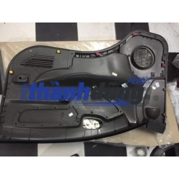 Kapı Döşemesi Kmy Ön (Düğmesiz) 2005 Sonrası Sol (Oem No:823054F010Es)