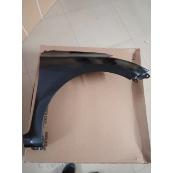 Çamurluk İ20 2014- Ön Sağ   (Deliksiz) (Oem No:66321C7000)