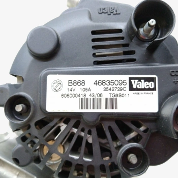 Fiat Dobloııı/Fıorio/G.Pu 1,3 Mjt 2007- Alternatör 12 V  105A (Oem No:46835095)