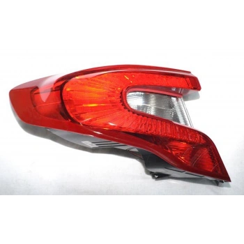 Fiat Egea Sdn 2015- Stop Lambası Sol Dış  (Oem No:52195458)