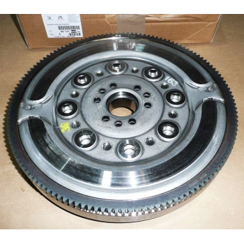 Psa  3008  508 Partner/2008 1.6 Hdı 2013- Volan  (Oem No:9812184080)