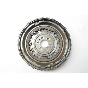 Vw Golf6-Jetta-Passat-A3 Cavd-Cnwa-Cthd 1,4 Tsı 2010- Volan (Otomatik) (Oem No:04E105266B)