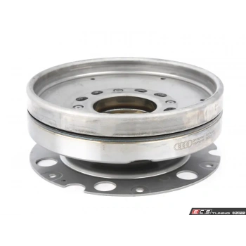 Vw  A4  A5  A6  A7 Q5 Cyrc-Cymc-Cyrb-Ddwa-Desa-Deta-Cjza-Cnha-Ddda 2,0 Tfsı-2,0 Tdı 2014- Volan 415072909 (Otomatik) (Oem No:0Ck105317Af)