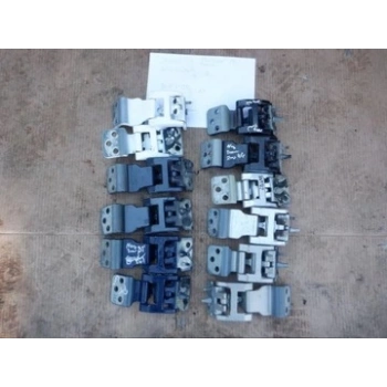 Ford Transit V-363 2014- Arka Kapı Alt Menteşe Sağ  (Oem No:Bk31V429A14Al)