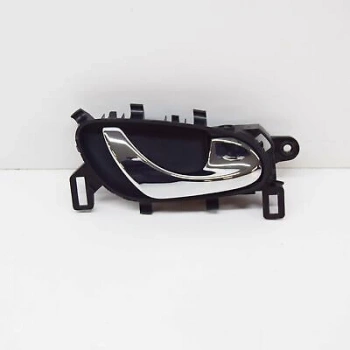 Kapı Kolu Qashqai 2014-2021 İç Siyah+Krom Arka Sağ (Oem No:806704Ea1A)