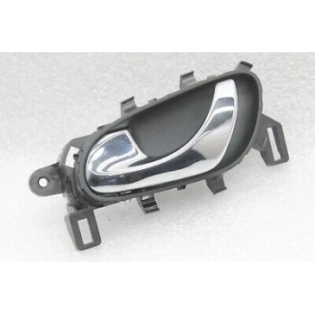 Kapı Kolu Qashqai 2014-2021 İç Siyah+Krom Arka Sol (Oem No:806714Ea1A)