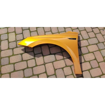 Skoda Fabia- 2022-2024  Ön Çamurluk Deliksiz Sol (Tyg) (Oem No:6Va821105)