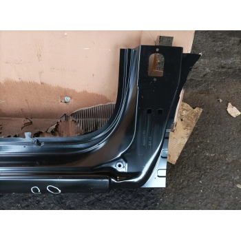 Renault Clio- 4- Sport Tourer- 2013-2016  Marşpiyel Sacı Sağ (Oem No:764604943R)