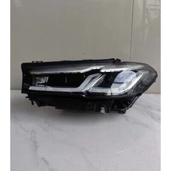 Bmw 5 Serı- 5 Serisi- 2017-2020  Far Lambası Camı Sol (Oem No:63119479273)