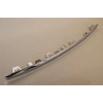 Volkswagen Transporter- T7- 2015-2019  Sis Lamba Kapağı Üst Nikelajı Sağ (Multıvan)(Tw) (Oem No:7E58530662Zz)