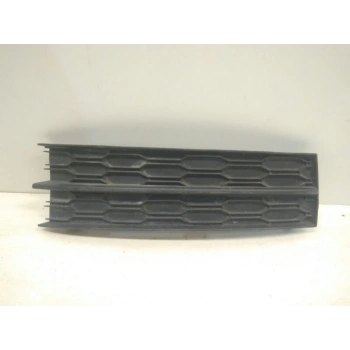 Skoda Octavia- 2017-2019  Sis Lamba Kapağı Sağ Sis Deliksiz (Nikelaj Takılmayan Tip) (Tw) (Oem No:5E0807367B9B9)