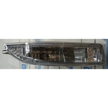 toyota corolla- zze121- 2002-2004  sis lambası sağ köselı tıp (hb4) (famella) Oem No (8121112150)