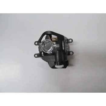 toyota auris- 2013-2015  sis lambası sol (h11) (casp) Oem No (8122002110)