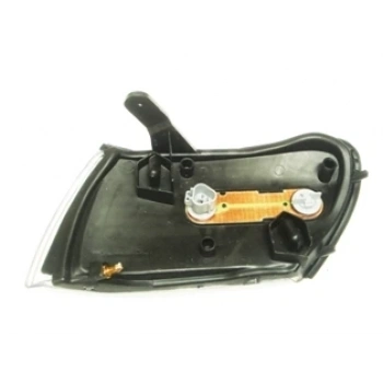 toyota corolla- ae101- 1993-1994  ön sinyal sağ balonlu (depo) Oem No (8161012530)